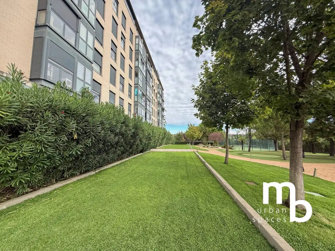 Exterior view of Flat for rent in Madrid  with Air Conditioner, Heating and Swimming Pool