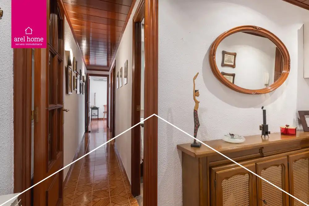 Attic for sale in Esplugues de Llobregat  with Air Conditioner