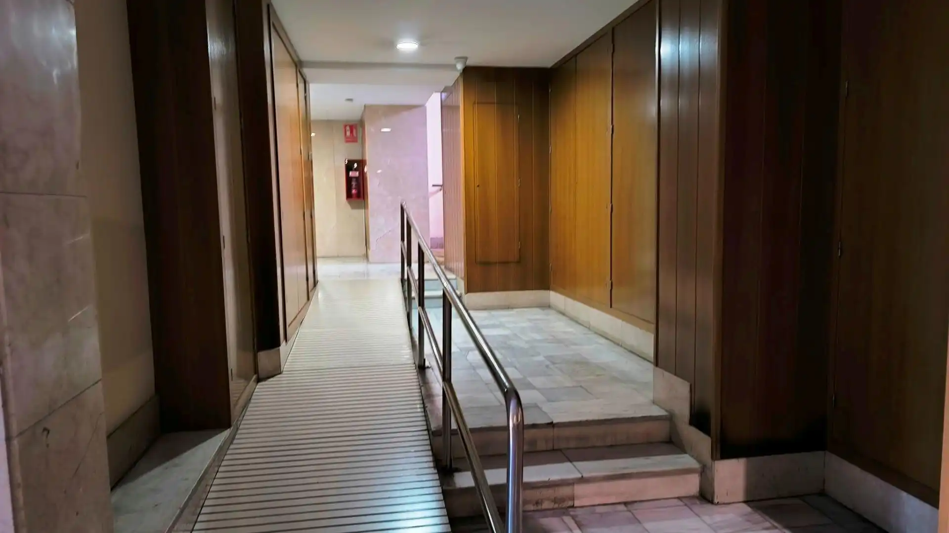 Flat with lift for sale in Calle de Santiago Rusiñol, imagen 24
