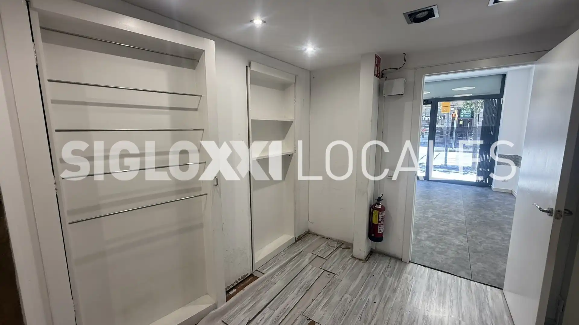 Local comercial de lloguer a DIPUTACIÓ, imagen 10