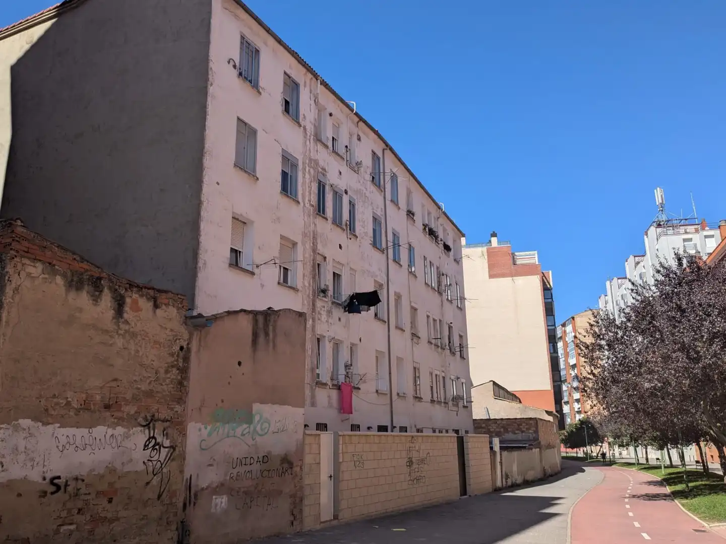 Exterior view of Flat for sale in Burgos