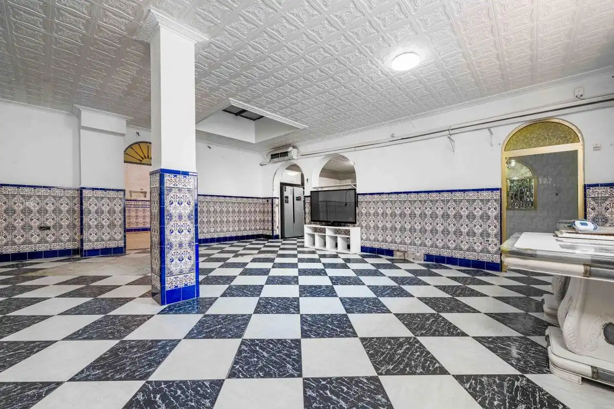 Casa adosada en venda en Sevilla amb Calefacció