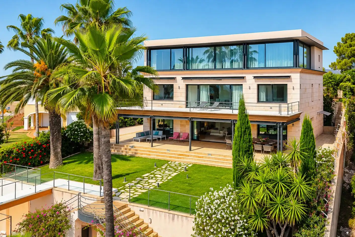 House with pool for sale in Vallpineda - Rocamar, imagen 4