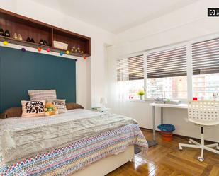 Bedroom of Flat to share in  Madrid Capital  with Air Conditioner and Terrace