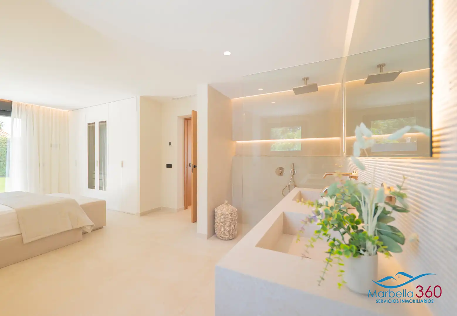Baño de Casa o chalet en venta en Estepona con Aire acondicionado, Calefacción y Jardín privado