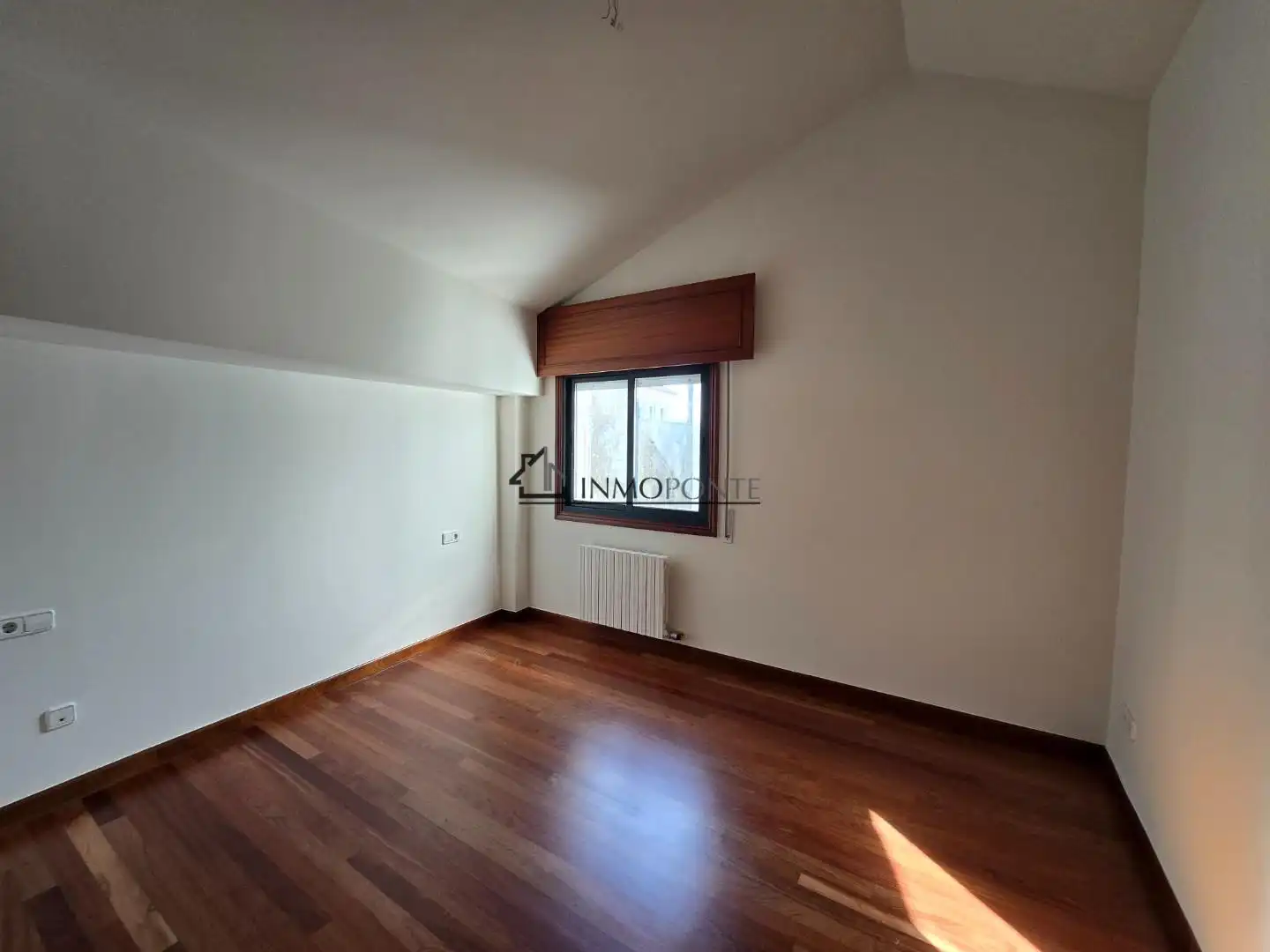 Habitación de Dúplex en venta en Pontevedra Capital 