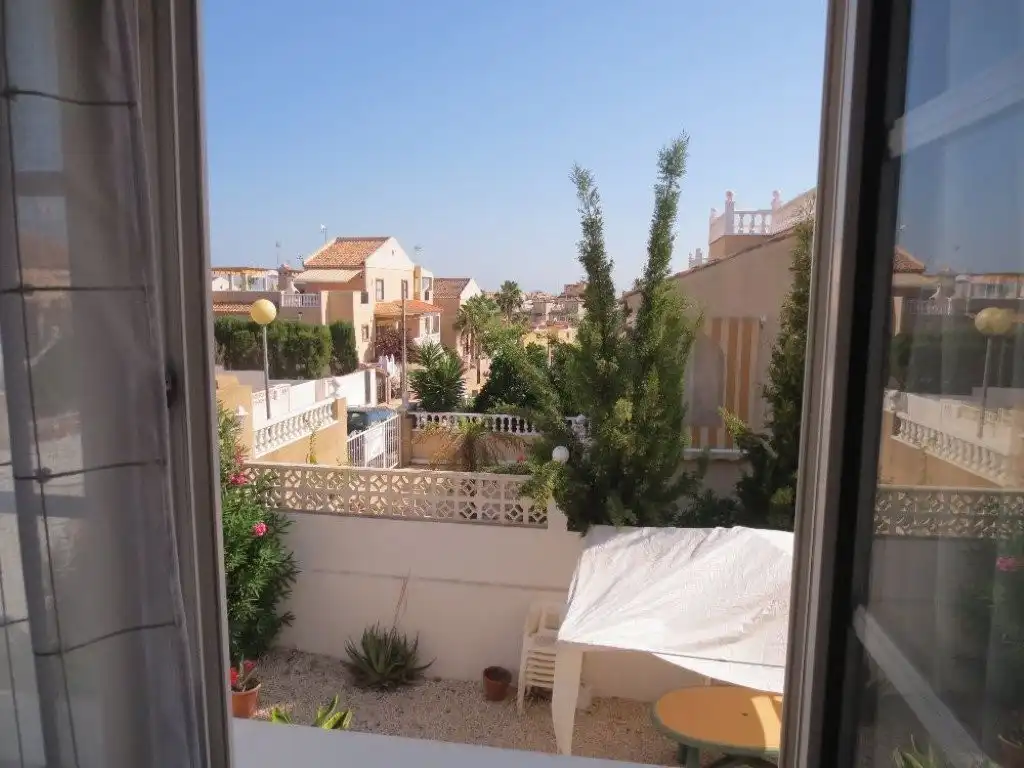 Casa amb piscina en venda a Calle Cadiz 9, imagen 10