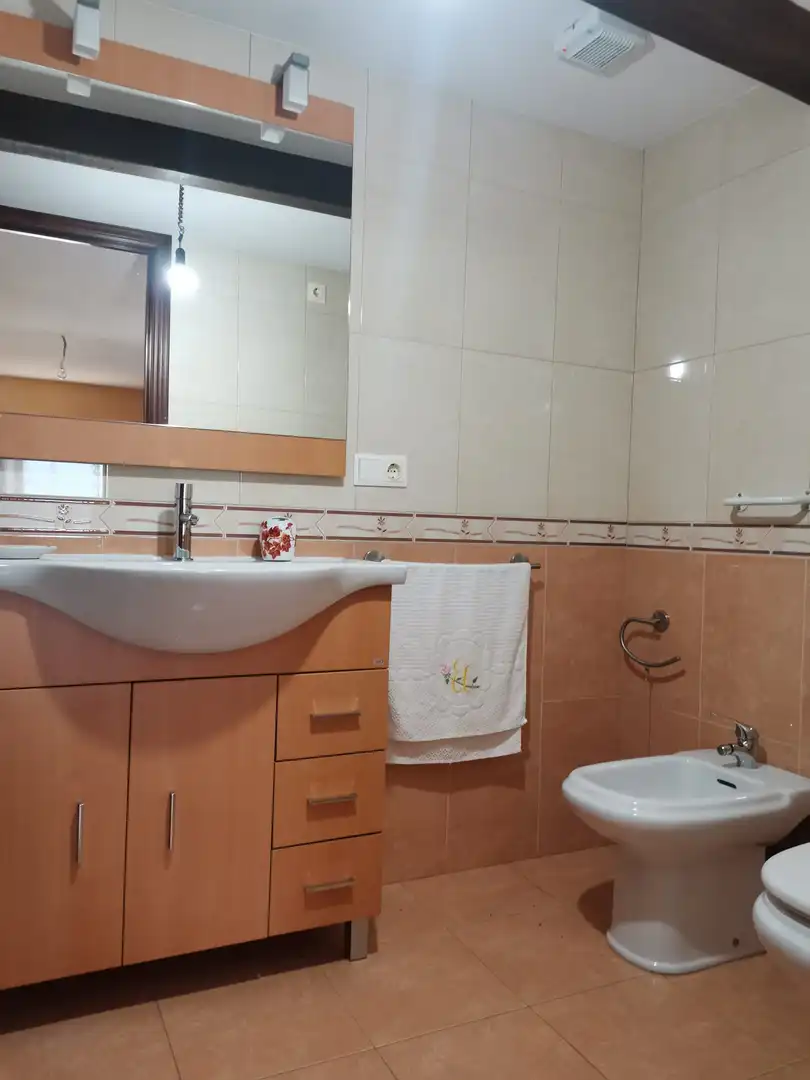 Baño de Finca rústica en venta en Mazaricos con Calefacción, Jardín privado y Trastero