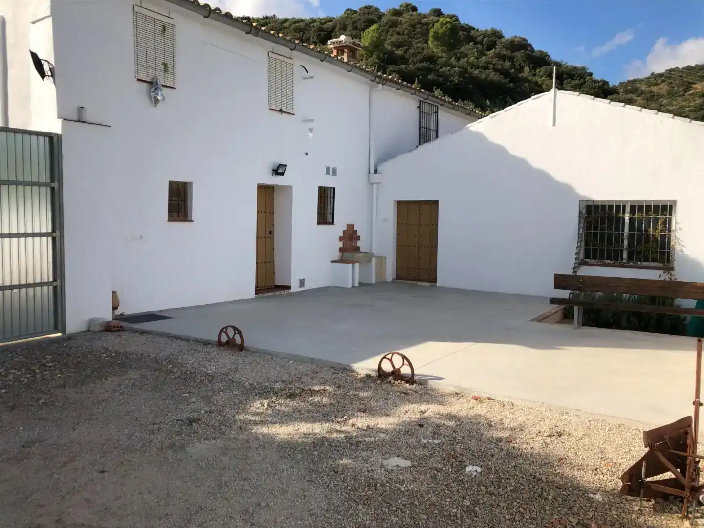 Vista exterior de Finca rústica en venda en Córdoba amb Aire condicionat, Jardí privat i Moblat