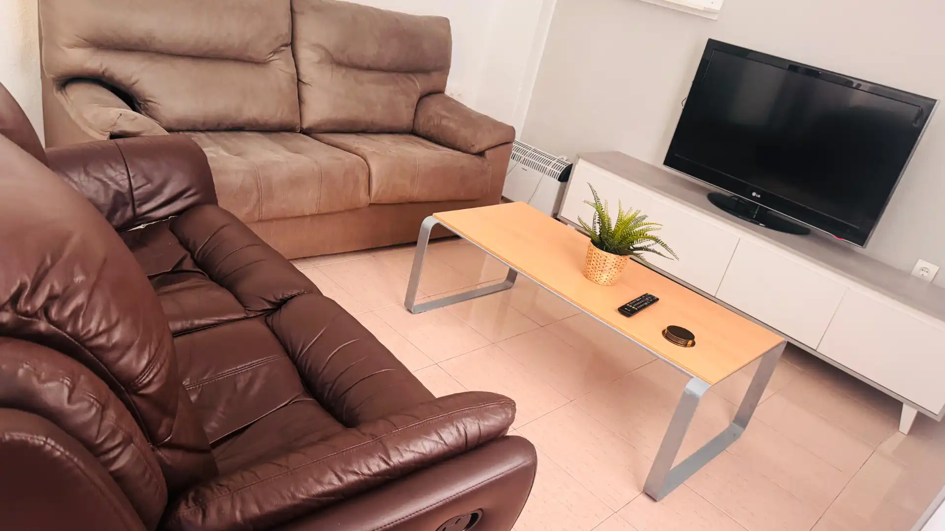 Sala d'estar de Casa o xalet de lloguer en Málaga amb Moblat, Forn i Rentadora