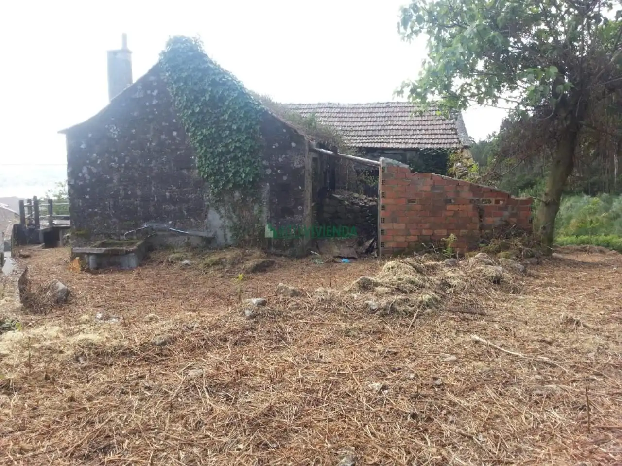 Finca rústica en venda en Vilaboa amb Calefacció i Jardí privat
