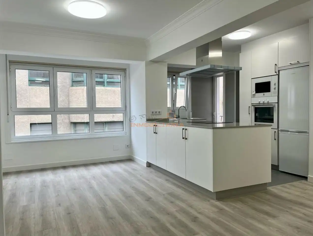 Appartamento con balcone in vendita a Centro, imagen 2