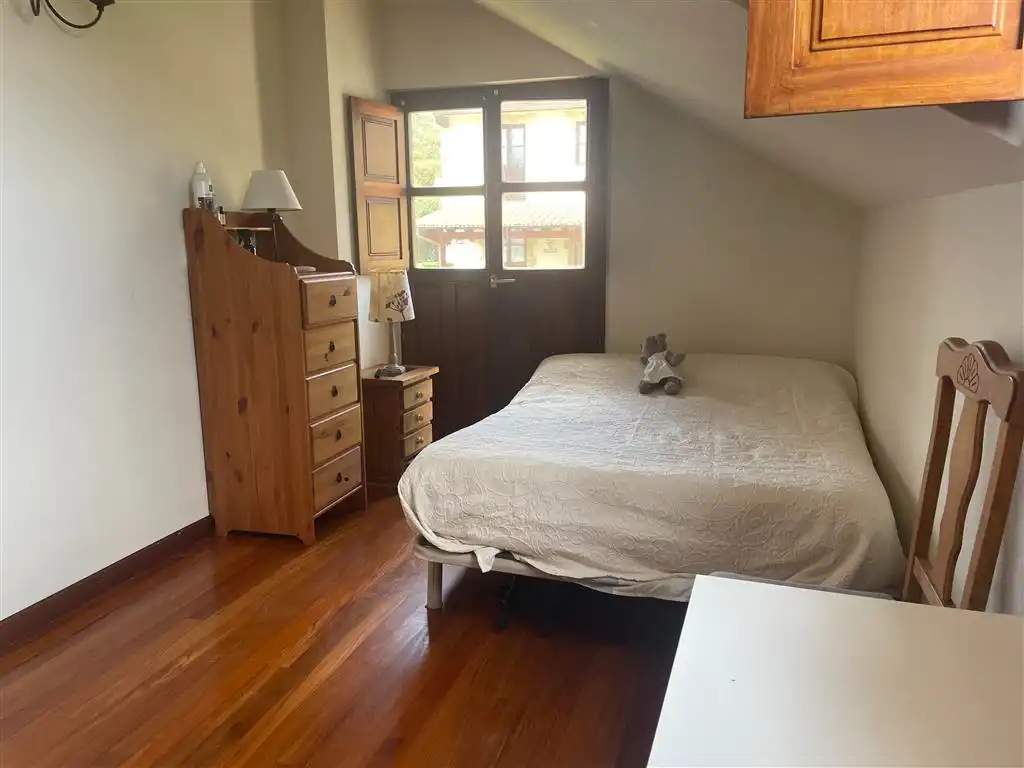 Bedroom of Flat for sale in San Vicente de la Barquera  with Heating, Parquet flooring and Furnished