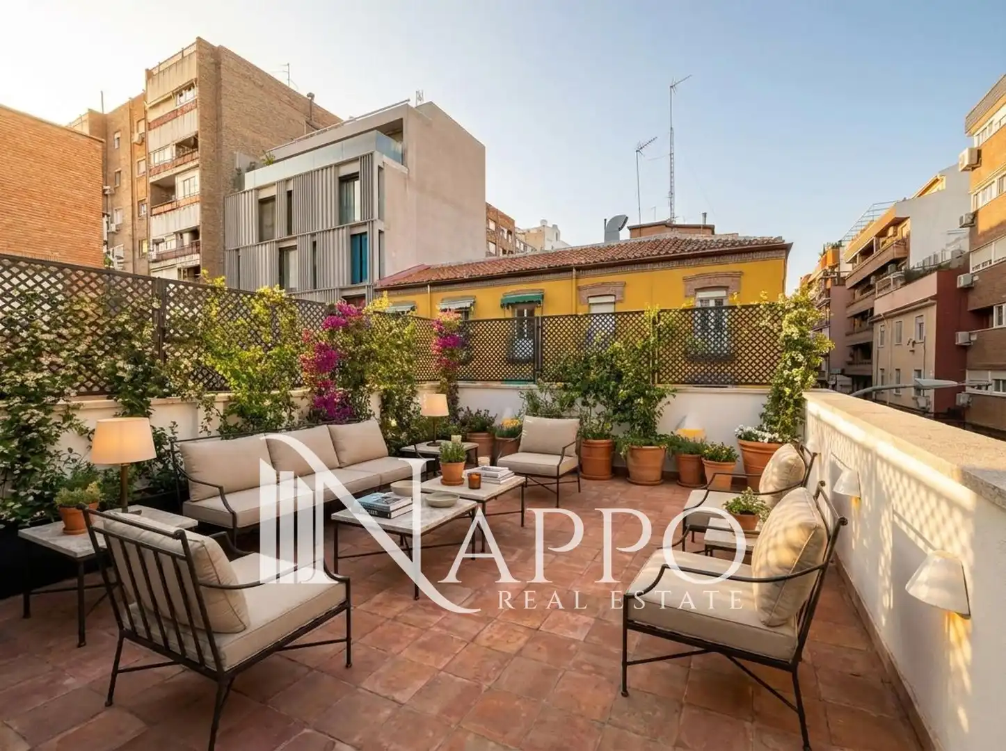 Terrassa de Casa adosada en venda en Madrid amb Aire condicionat, Calefacció i Terrassa