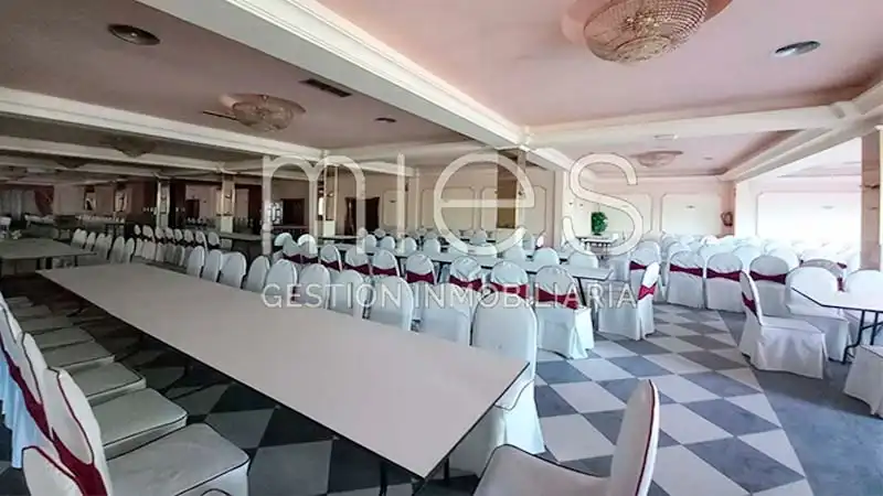 Edificio en venta en Benetússer