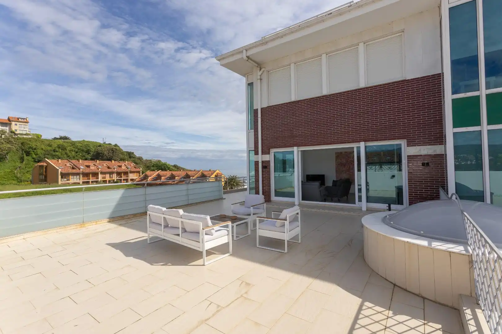 Terraza de Piso en venta en San Vicente de la Barquera con Calefacción, Terraza y Piscina comunitaria