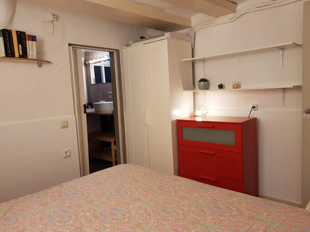 Ground floor for rent in calle dels Petons, Sant Pere, Sta. Caterina i la Ribera