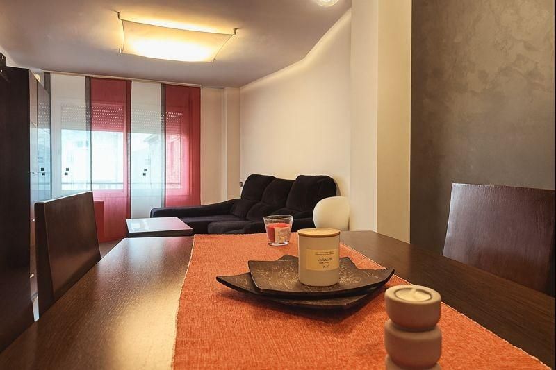 Sala d'estar de Pis en venda en Manresa amb Calefacció