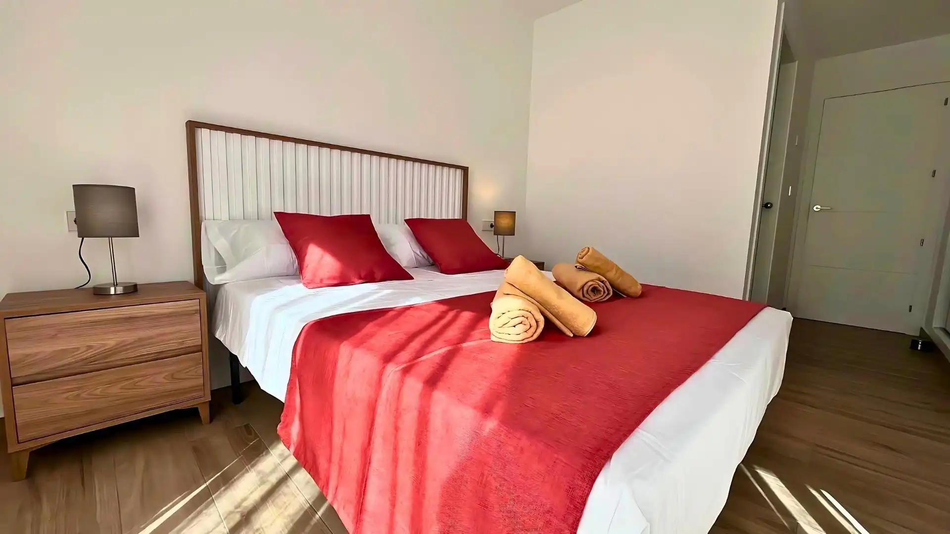 Schlafzimmer von Einfamilien-Reihenhaus zum Verkauf in Madrid mit Schwimmbad