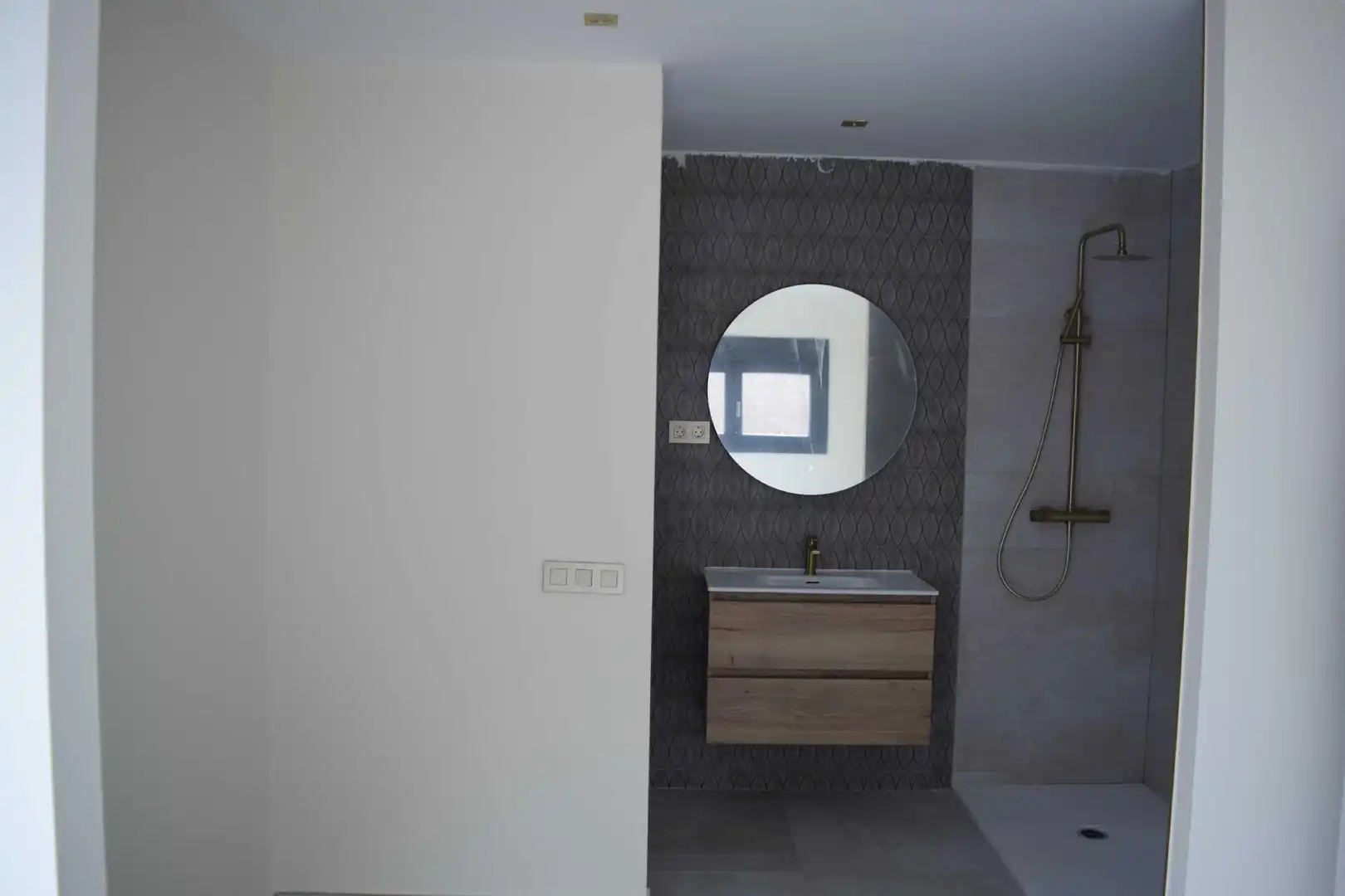 Bany de Apartament de lloguer en Villaviciosa de Odón amb Aire condicionat, Calefacció i Jardí privat