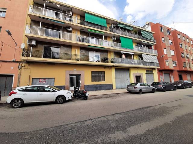 Local comercial en Alquiler en Alquenència - Venècia