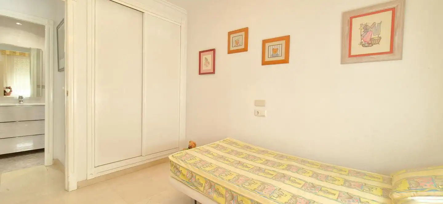 Habitación de Casa o chalet en venta en Elche / Elx con Terraza, Trastero y Balcón