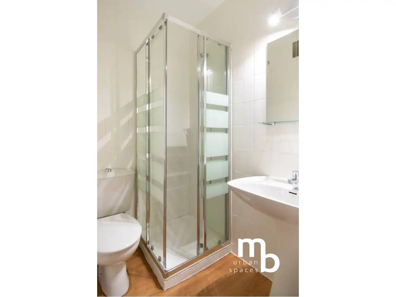 Baño de Piso de alquiler en Madrid con Aire acondicionado, Calefacción y Parquet
