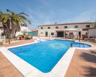 Swimming pool of House or chalet for sale in Vilobí del Penedès  with Air Conditioner, Heating and Terrace