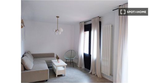 Photo 4 of Room in Numancia, Madrid Capital