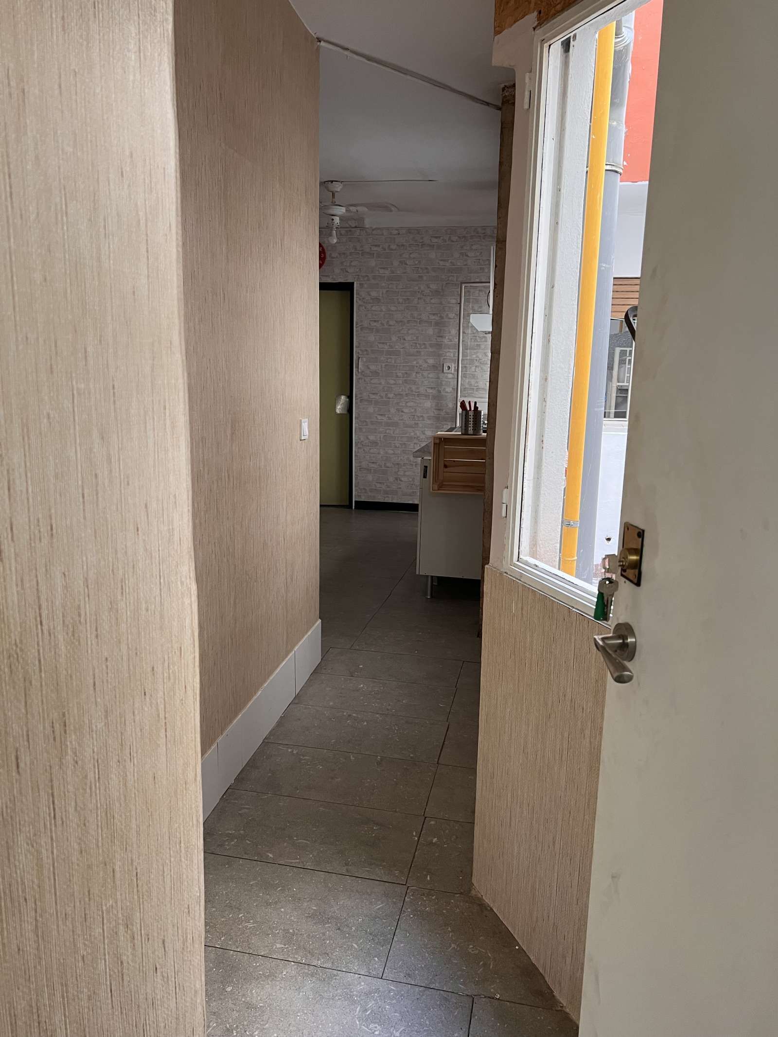 Estudi per a compartir en  Valencia Capital amb Aire condicionat i Terrassa