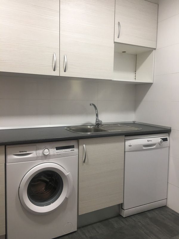 Cuina de Apartament de lloguer en  Zaragoza Capital amb Aire condicionat, Calefacció i Parquet
