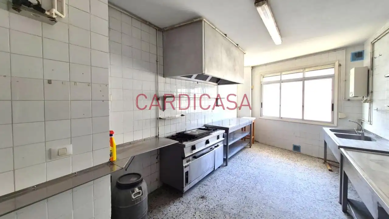 Cocina de Local de alquiler en Vigo  con Aire acondicionado