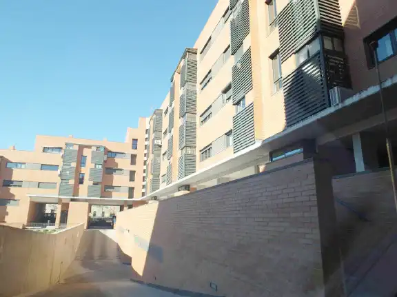 Vista exterior de Garatge en venda en Alcorcón