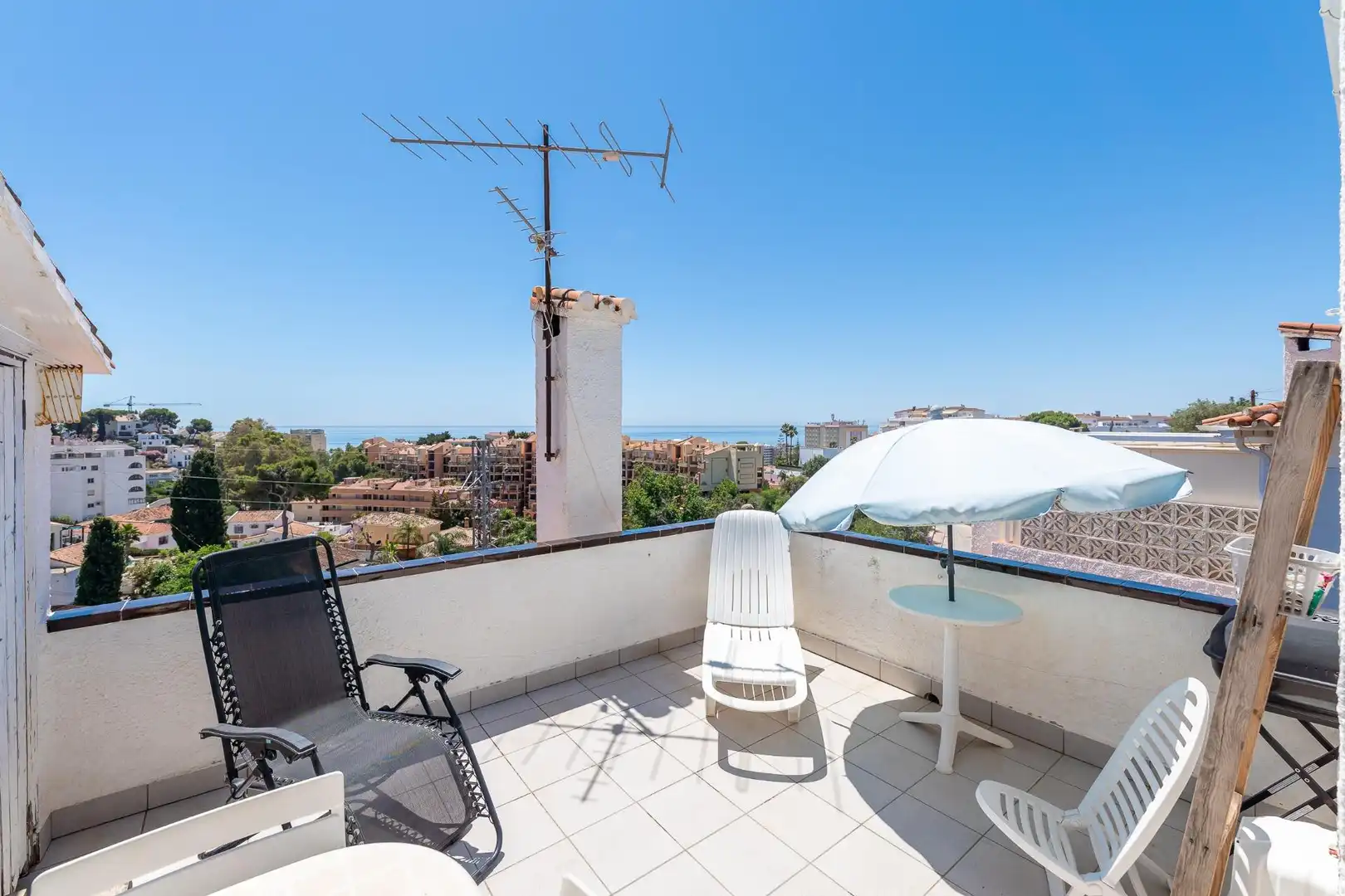 Terrace of Apartments for sale in Fuengirola  with Air Conditioner, Private garden and Terrace
