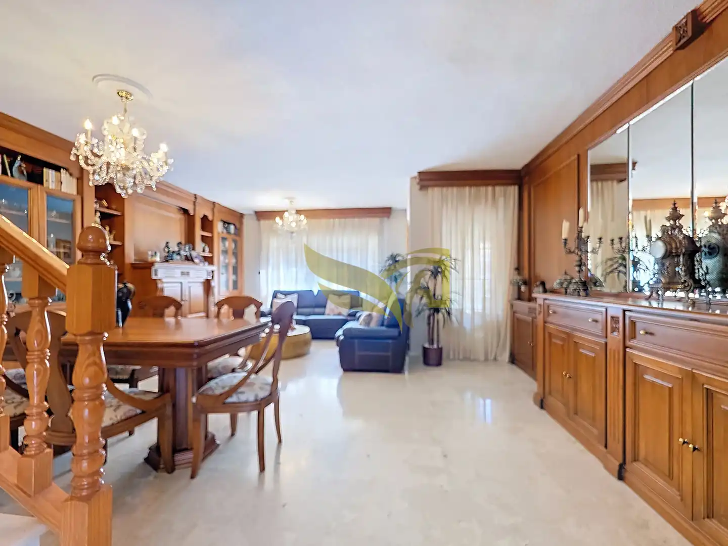 Sala de estar de Casa adosada en venta en Aranjuez con Aire acondicionado, Calefacción y Jardín privado