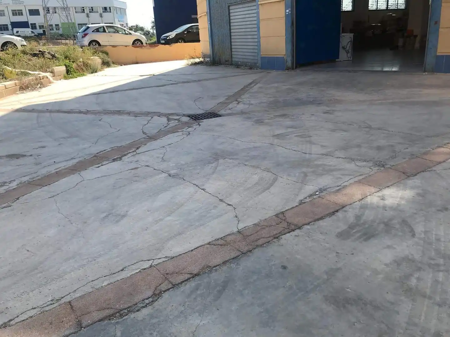 Parkplatz von Gebäude zur Miete in Elche / Elx