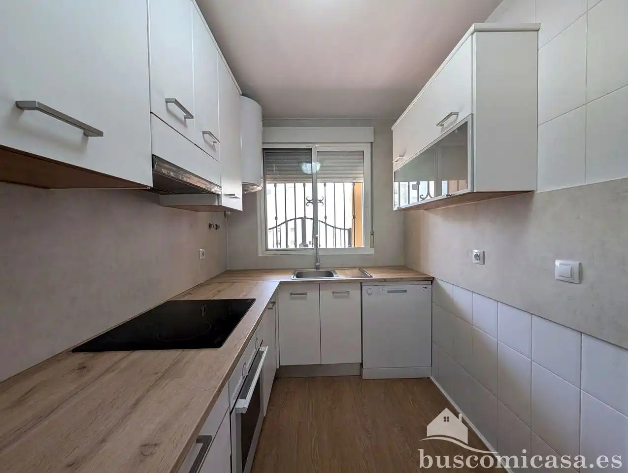 Kitchen of Duplexes for sale in Linares  with Air Conditioner, Balcony and Community pool