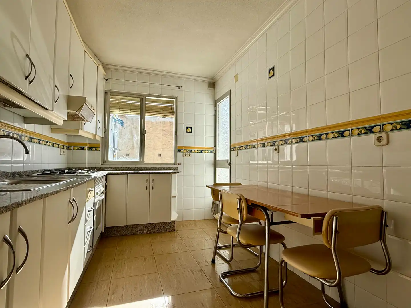 Kitchen of Flat for sale in Murcia  with Storage room and Balcony