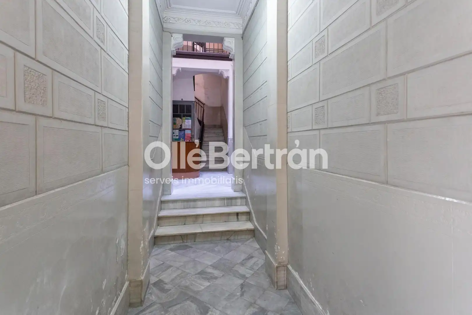 Flat for sale in Barcelona  with Balcony