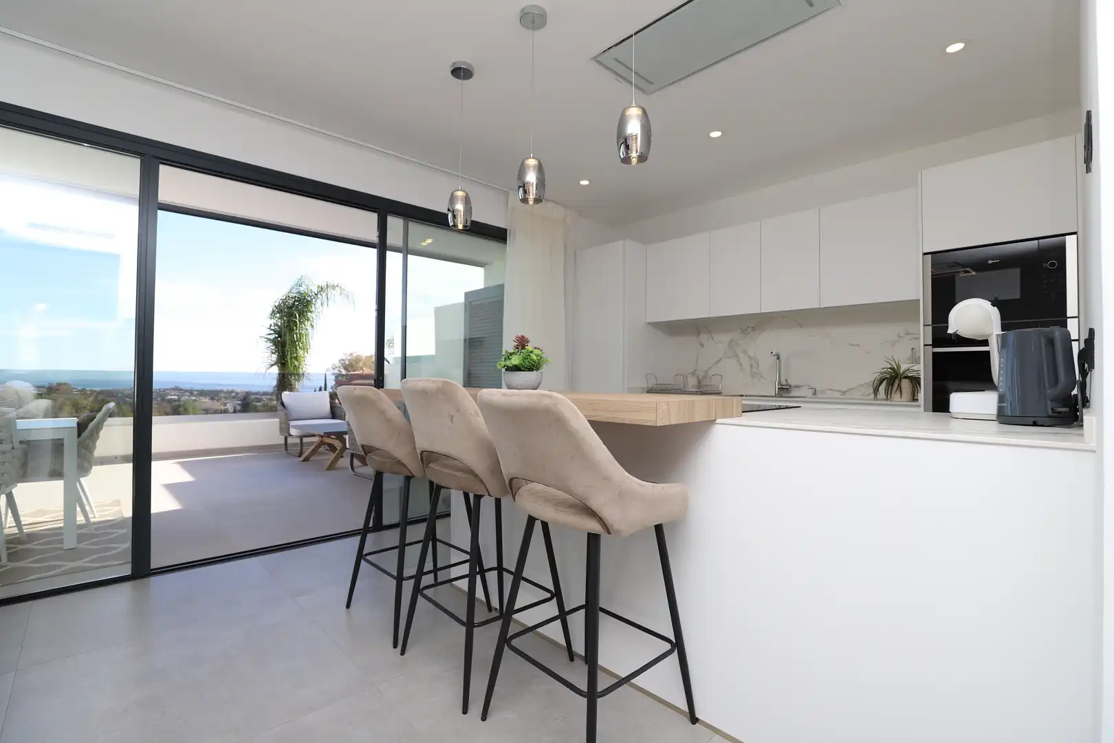 Küche von Wohnungen zur Miete in Estepona mit Klimaanlage, Heizung und Terrasse