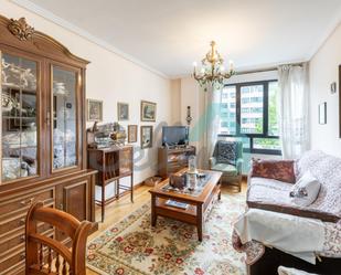 Living room of Flat for sale in Oviedo   with Heating, Parquet flooring and Storage room