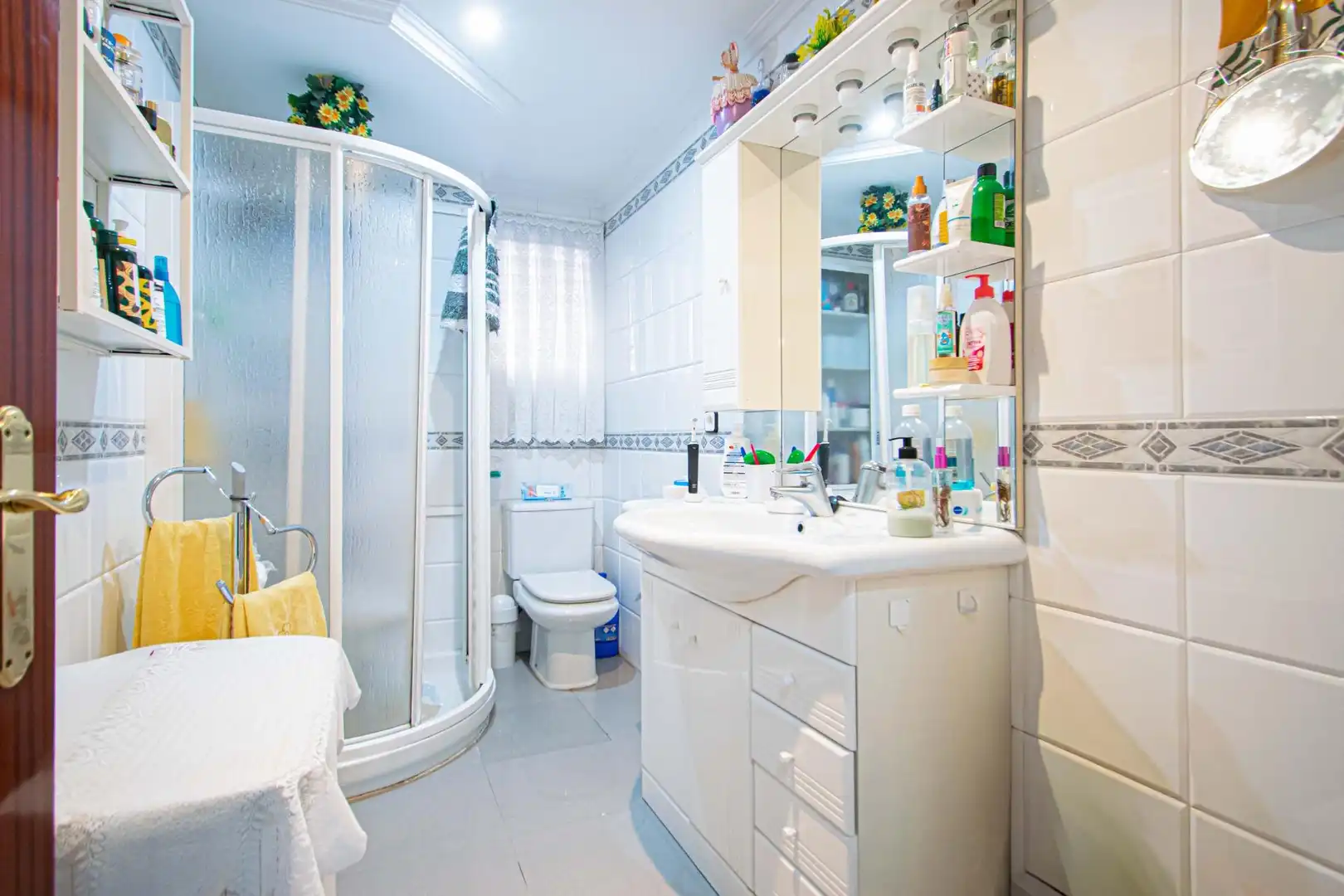Baño de Piso en venta en Sevilla con Aire acondicionado, Calefacción y Balcón