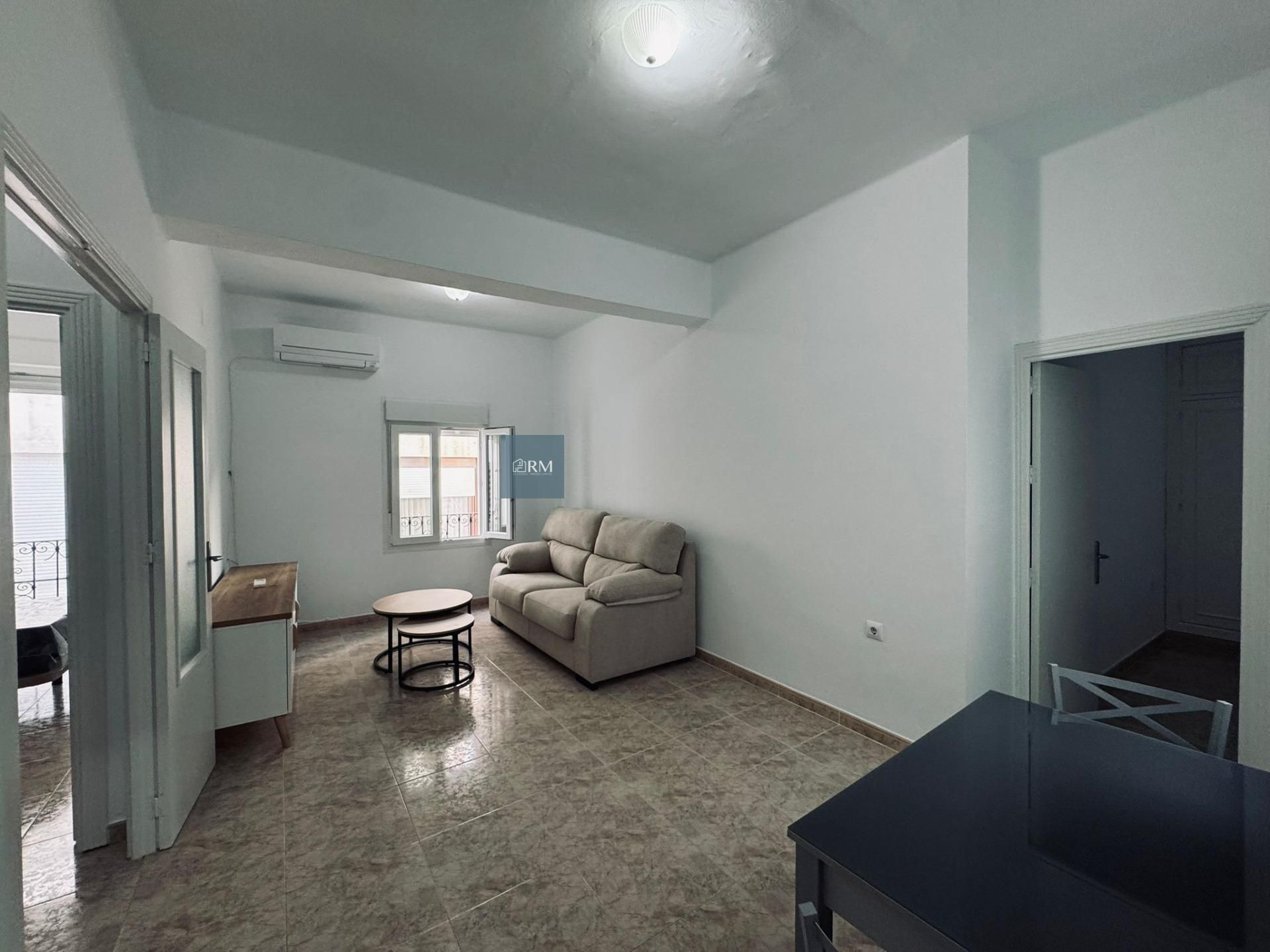 Bedroom of Flat to rent in Sanlúcar de Barrameda  with Air Conditioner, Storage room and Balcony