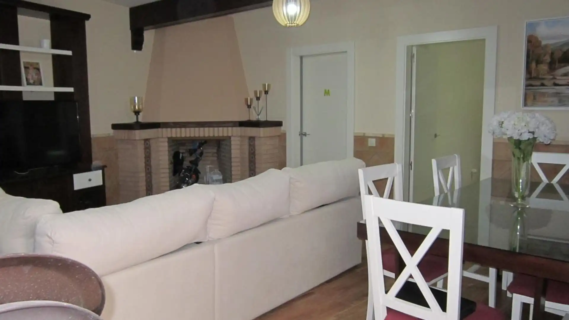 Sala de estar de Casa o chalet en venta en Lucena con Piscina