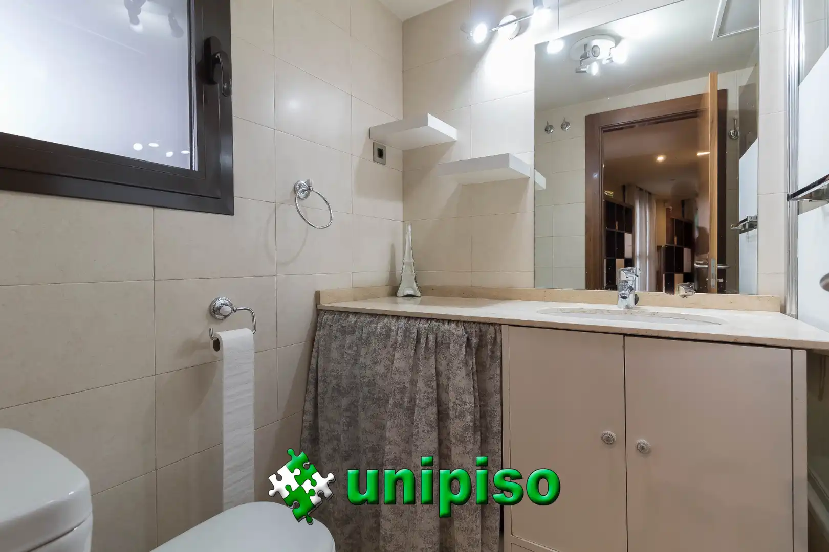 Bany de Pis en venda en Leganés amb Aire condicionat, Calefacció i Terrassa