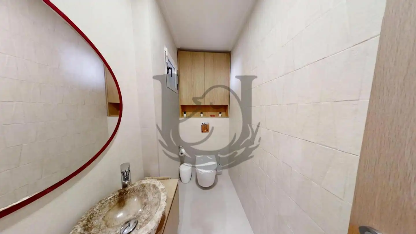 Bathroom of Attic for sale in Silla  with Air Conditioner, Heating and Terrace