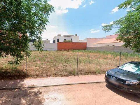 Terreno residencial en Venta en Calle los Castillejos, 26 en Poblete