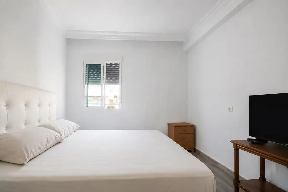 Habitación de Piso en venta en Sevilla con Aire acondicionado y Calefacción
