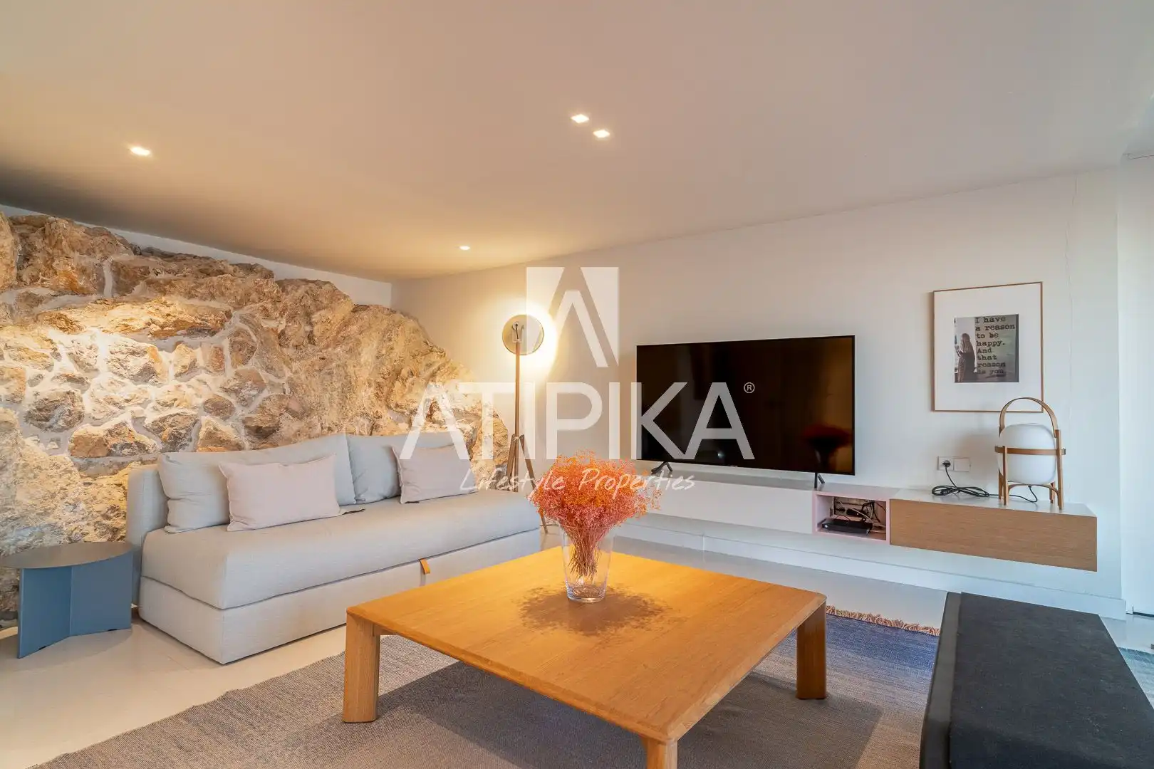 Sala d'estar de Casa o xalet en venda en Sitges amb Aire condicionat, Terrassa i Traster