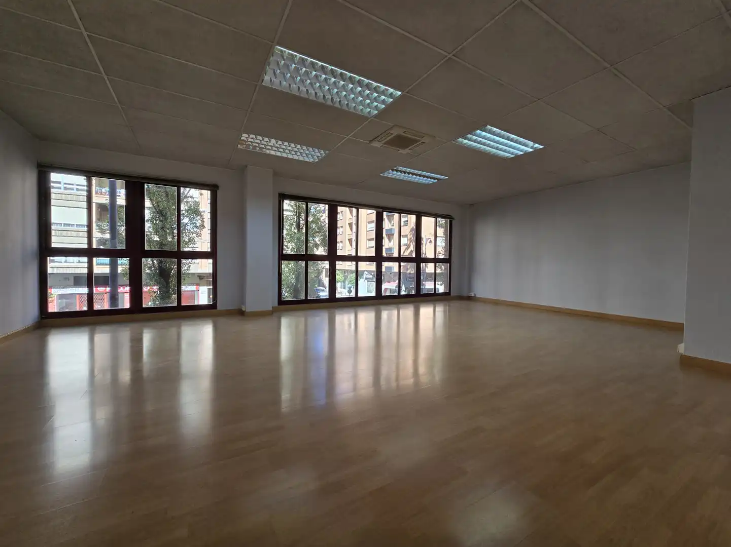 Oficina en venta en  Logroño con Aire acondicionado y Terraza